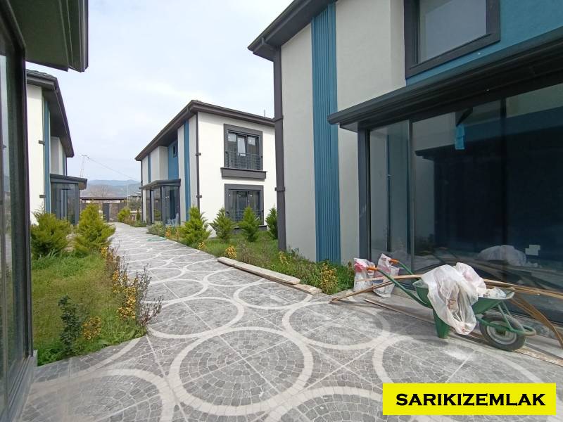 Edremit Hamidiye Mah`da4+1  Villa. - 4